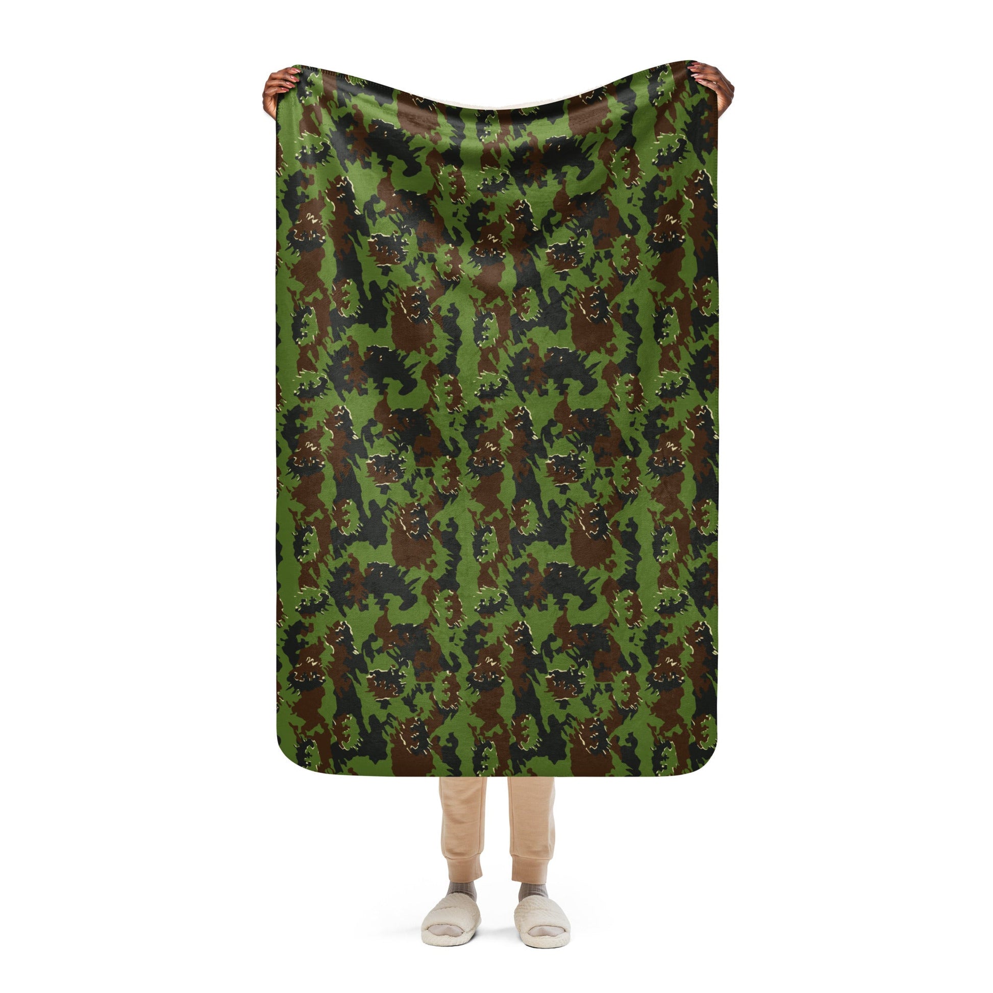 Lithuanian Misko CAMO Sherpa blanket - 37″×57″ - Blanket