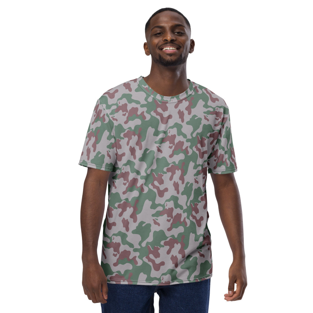 Lithuanian Three Color Amoeba CAMO Men’s t-shirt - Mens T-Shirt