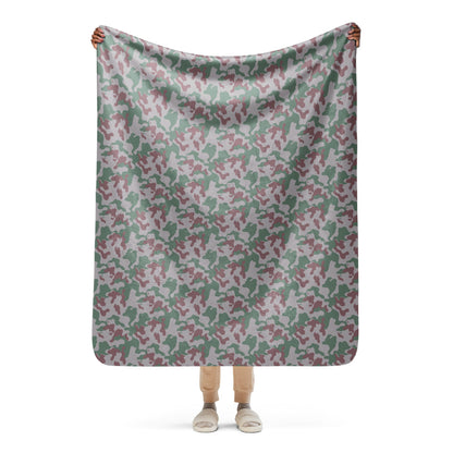 Lithuanian Three Color Amoeba CAMO Sherpa blanket - 50″×60″ - Blanket