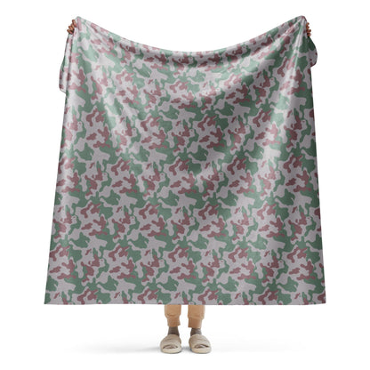 Lithuanian Three Color Amoeba CAMO Sherpa blanket - 60″×80″ - Blanket