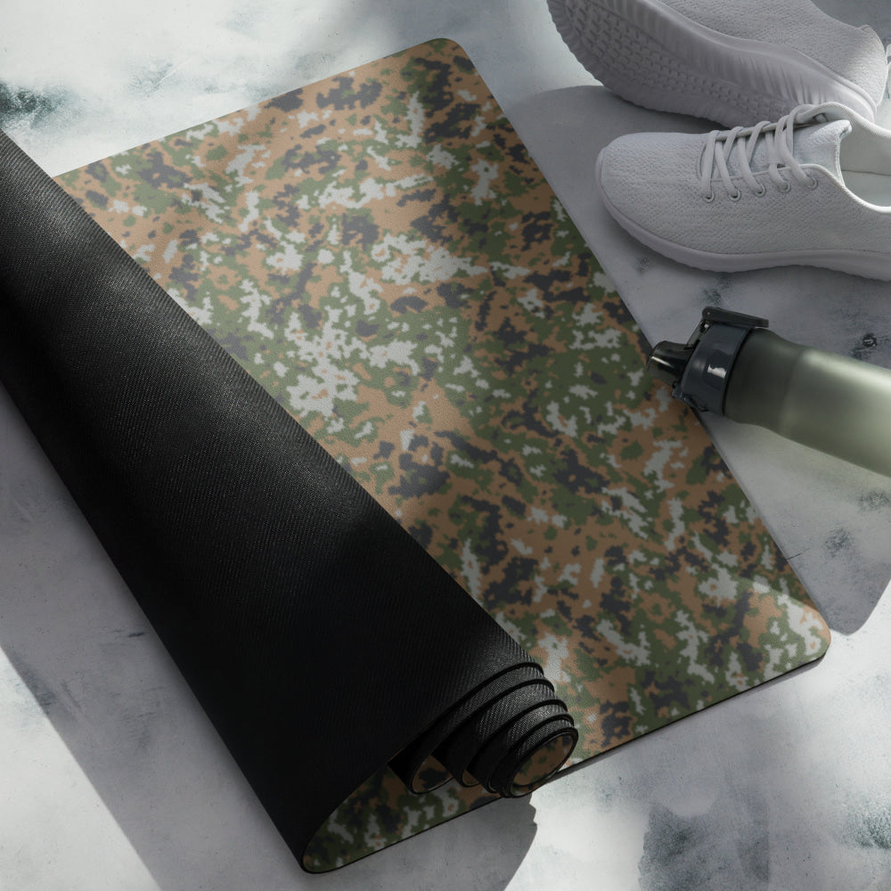 Luxembourg M2011 Waldtarndruck CAMO Yoga mat - Mat