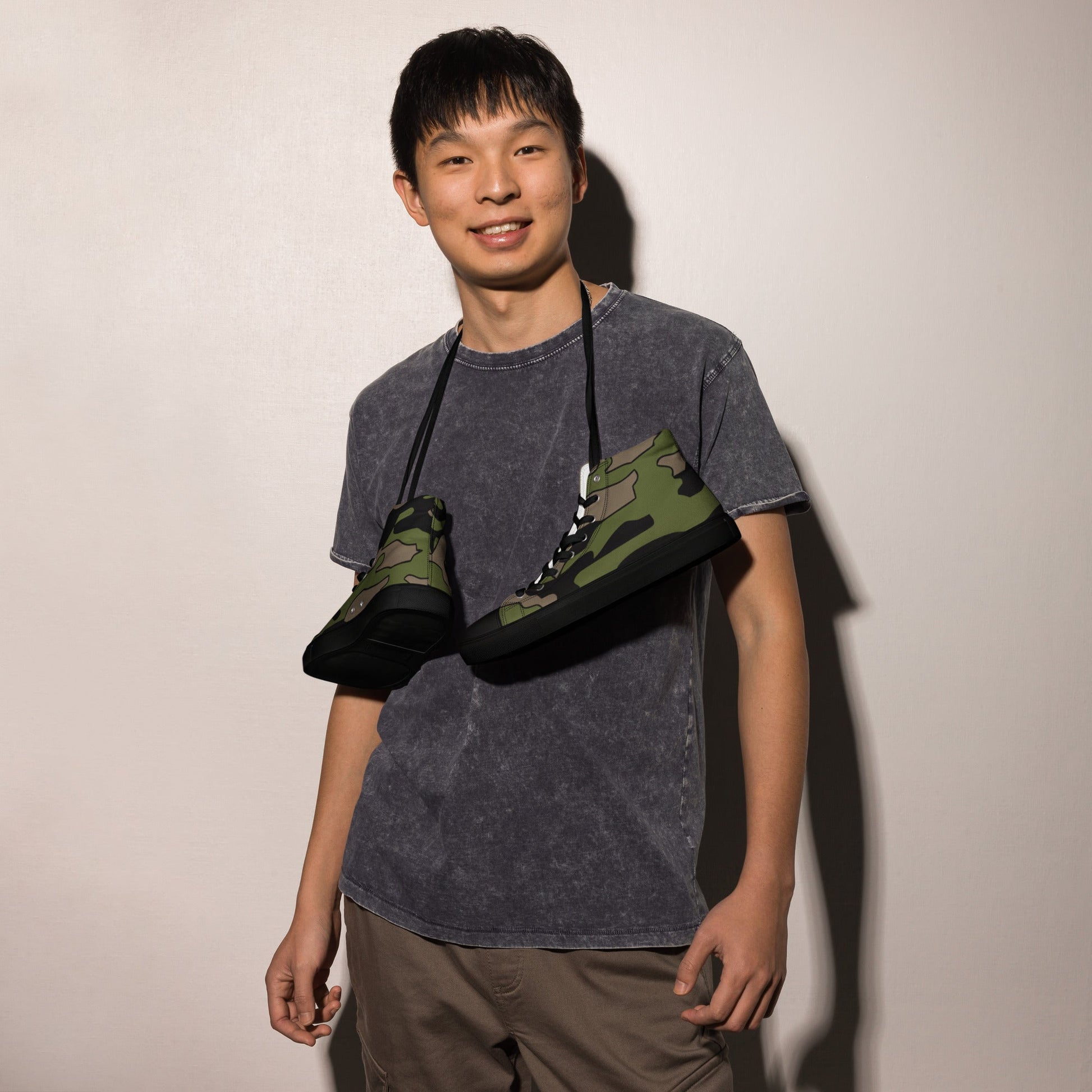 Malaysian BOMBA Subdued CAMO Mens high top canvas shoes - High Top Canvas Shoes