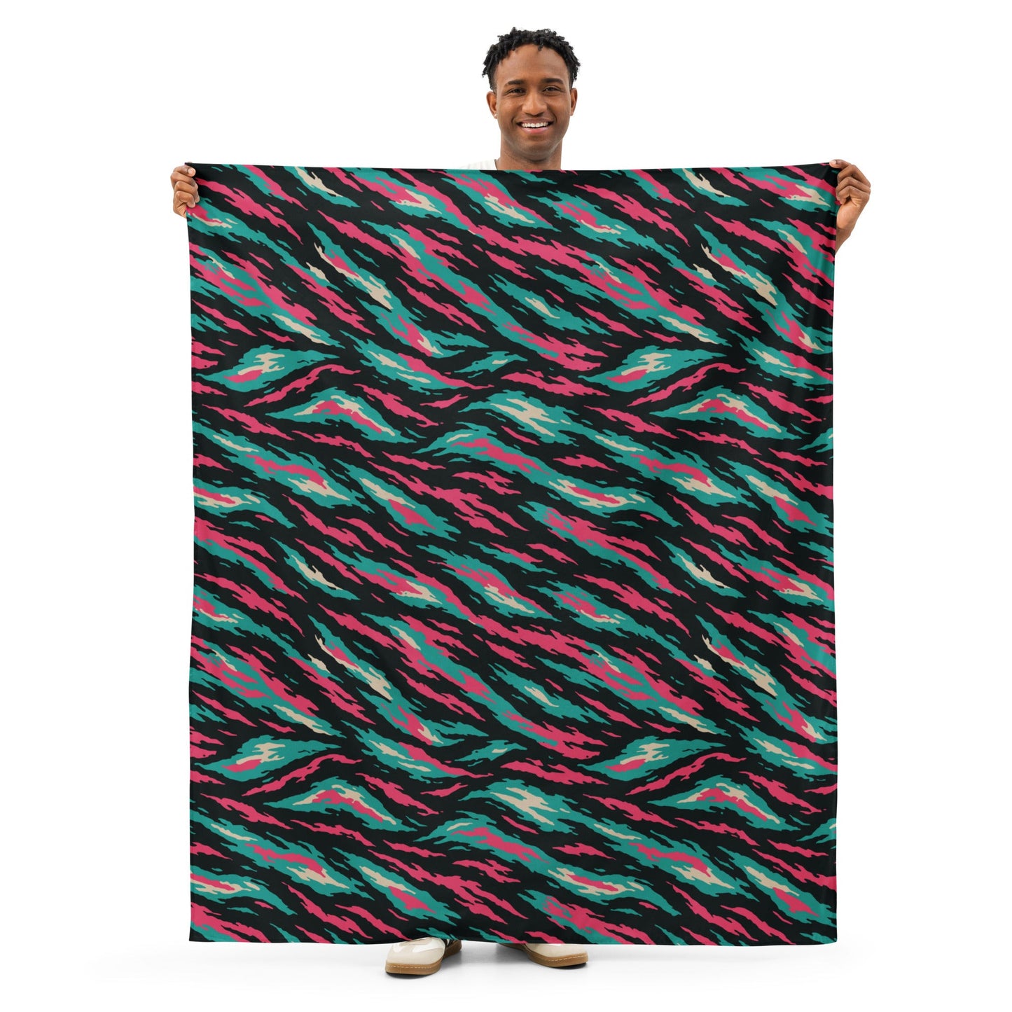 Miami Lizard CAMO Indoor wall tapestry - Wall Tapestry