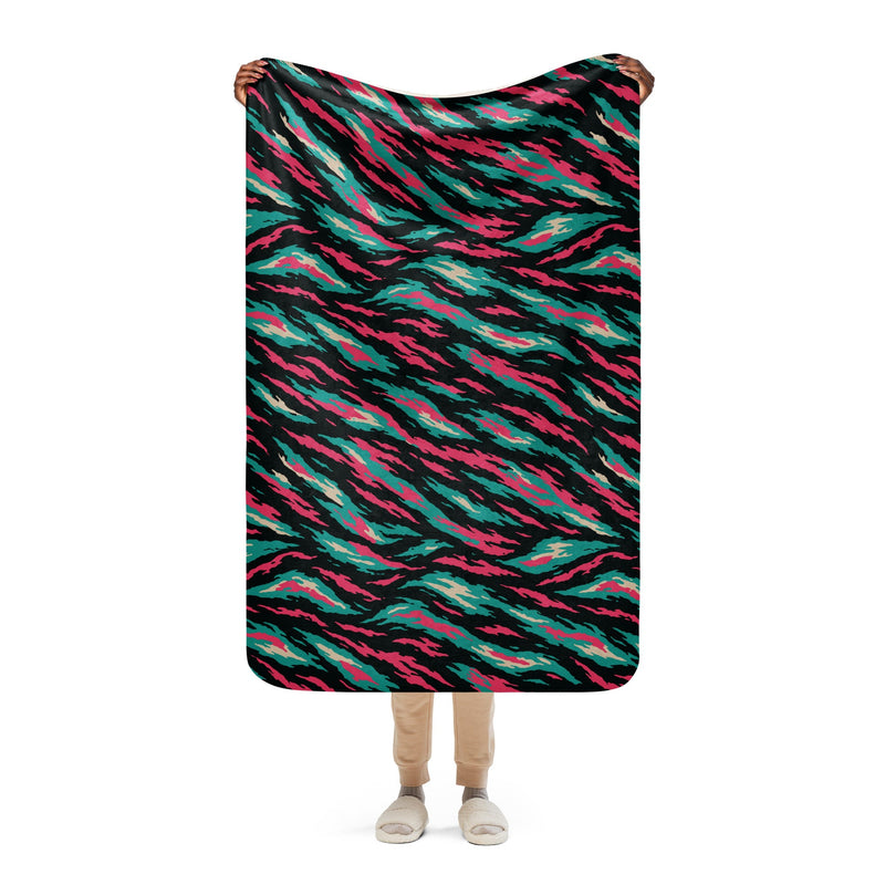 Lizard Miami Vice CAMO Sherpa Blanket - 37″×57″