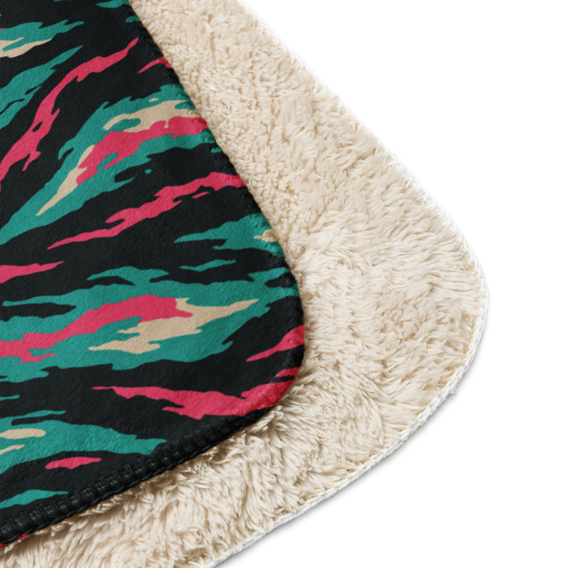 Lizard Miami Vice CAMO Sherpa Blanket