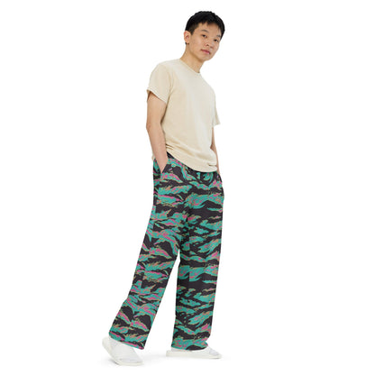 Miami Tiger Stripe CAMO unisex wide-leg pants - Unisex Wide-Leg Pants