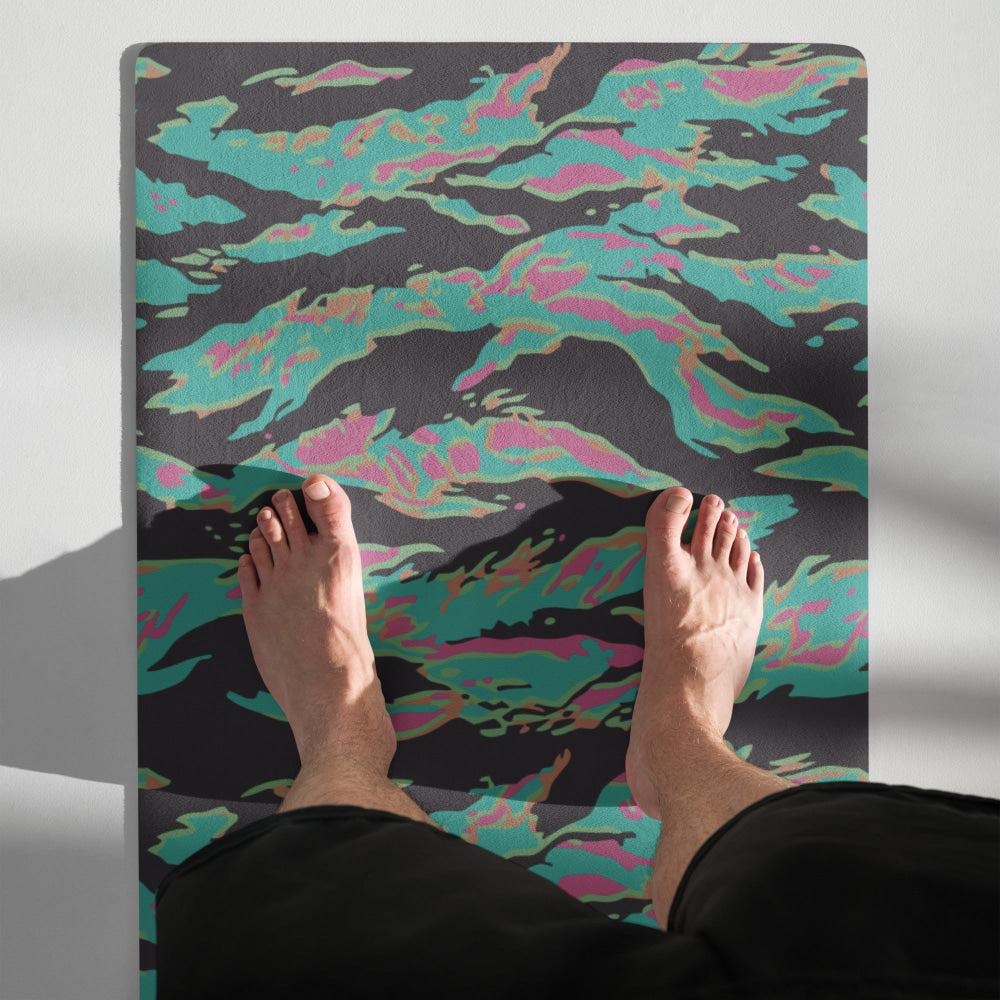 Miami Tiger Stripe CAMO Yoga mat - Mat