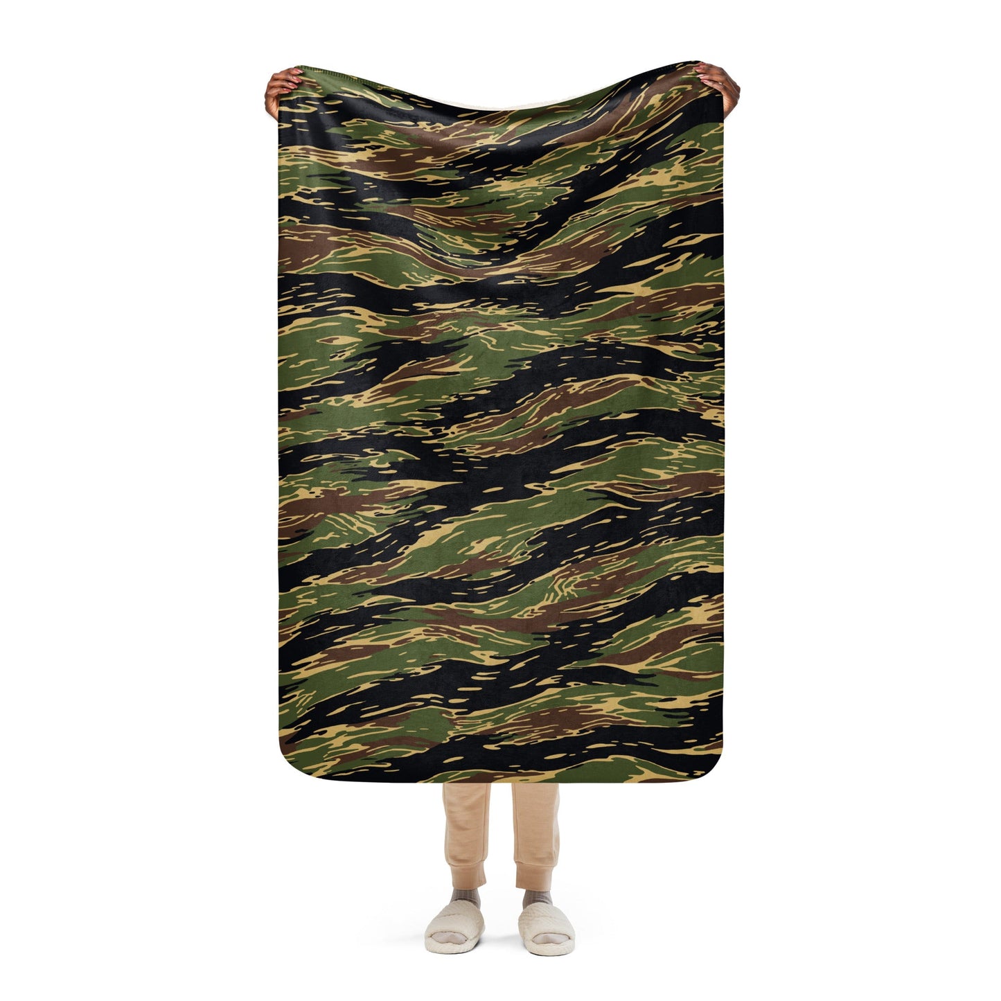 Midnight Fang Tiger Stripe CAMO Sherpa Blanket - 37″×57″