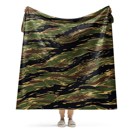 Midnight Fang Tiger Stripe CAMO Sherpa Blanket - 60″×80″