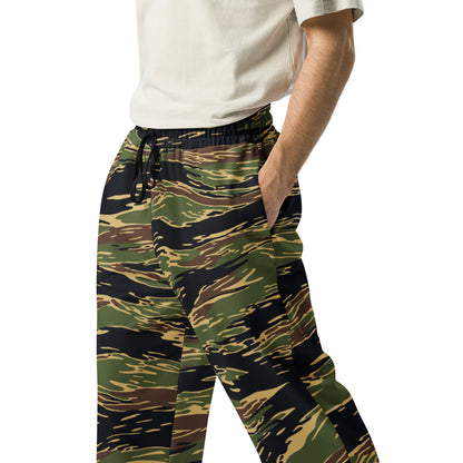 Midnight Fang Tiger Stripe CAMO Unisex Wide-Leg Joggers