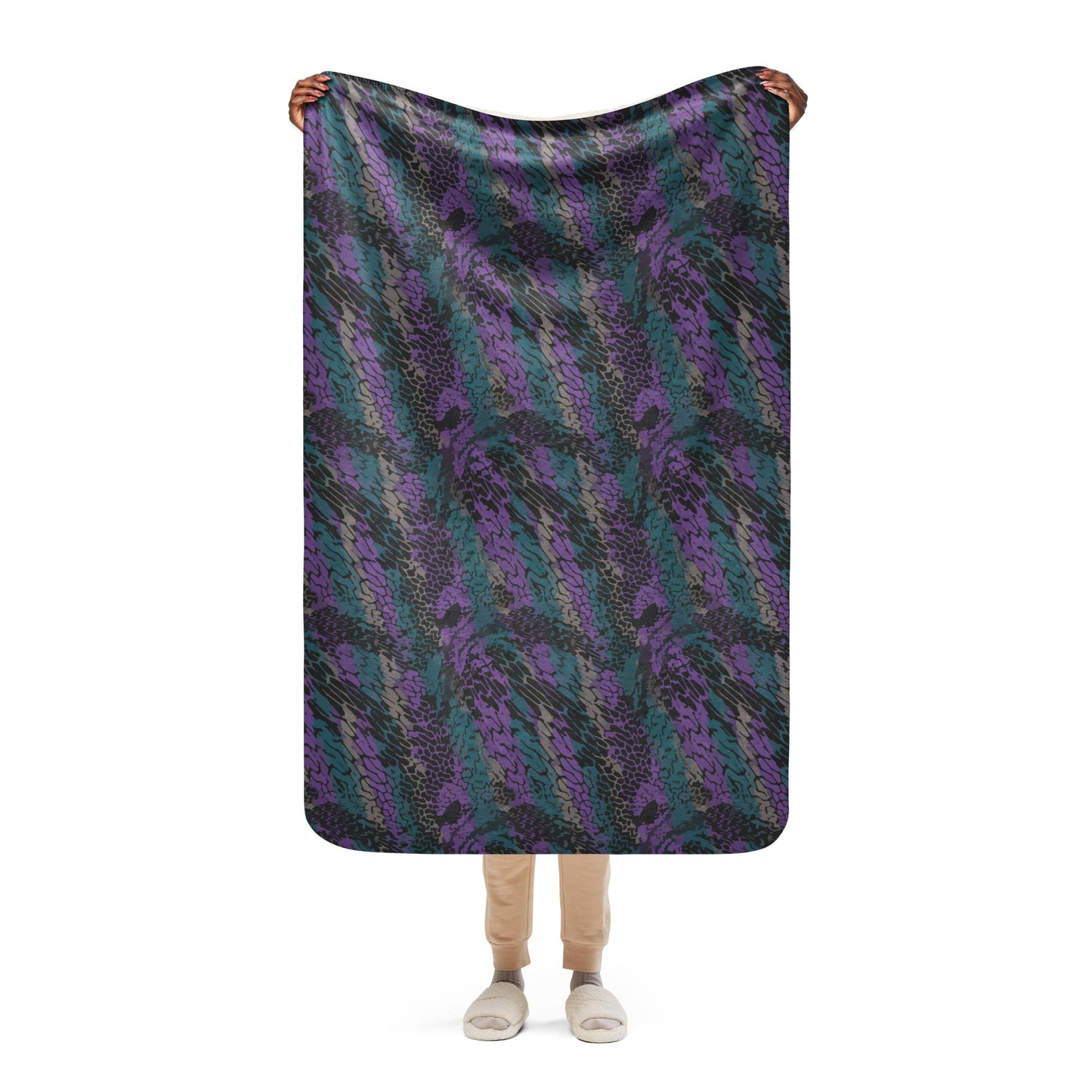 Modern Warfare Dragon Skin Neon CAMO Sherpa blanket - 37″×57″ - Blankets