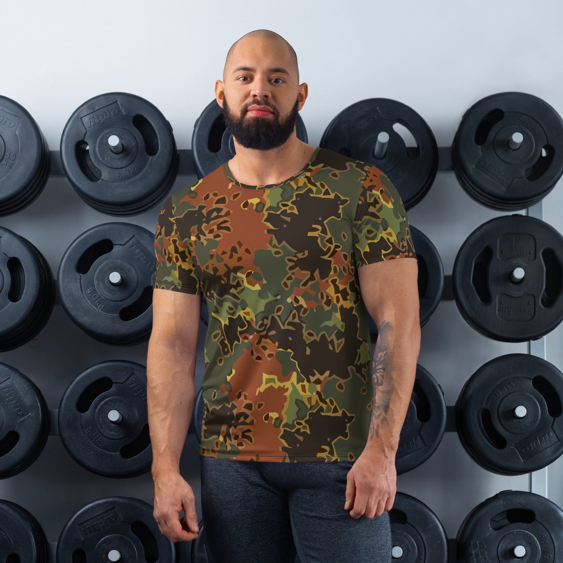 Modern Warfare Fractal Flecktarn Autumn CAMO Mens Athletic T-shirt - XS - T-Shirts