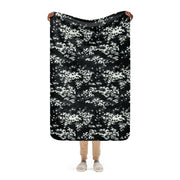 Partizan Ghost Night CAMO Sherpa Blanket - 37″×57″