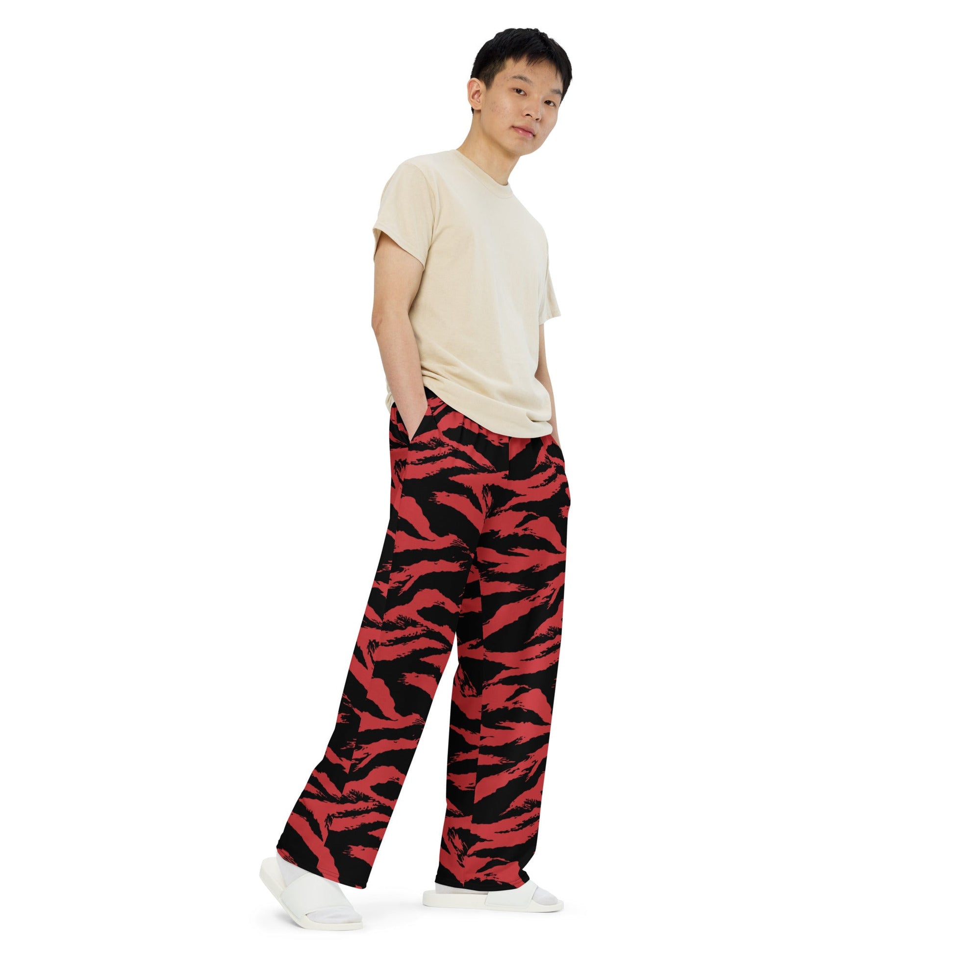 Modern Warfare Tiger Stripe Red and Black CAMO unisex wide-leg pants - Wide-leg Pants