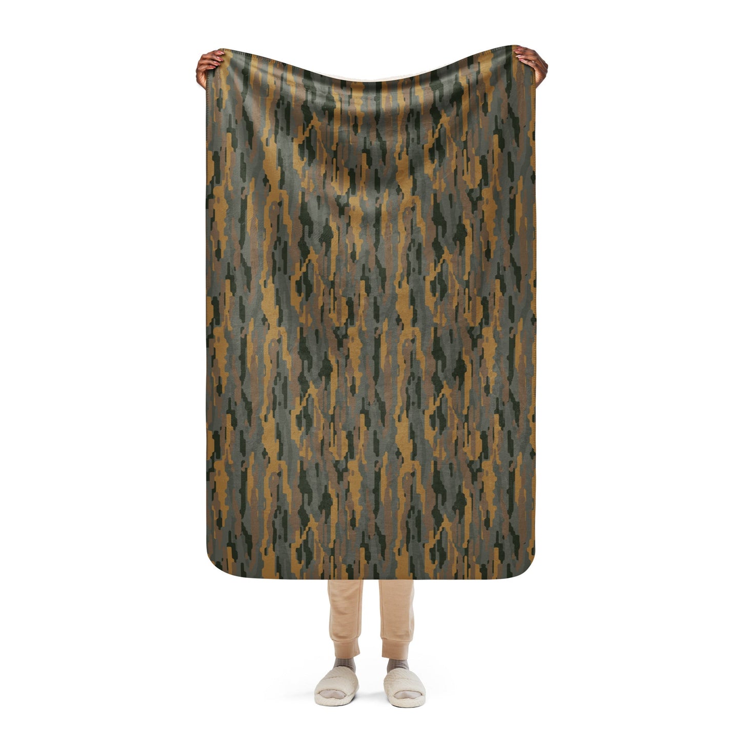 Modern Warfare Urban Vertical Rusty Bark CAMO Sherpa Blanket - 37″×57″