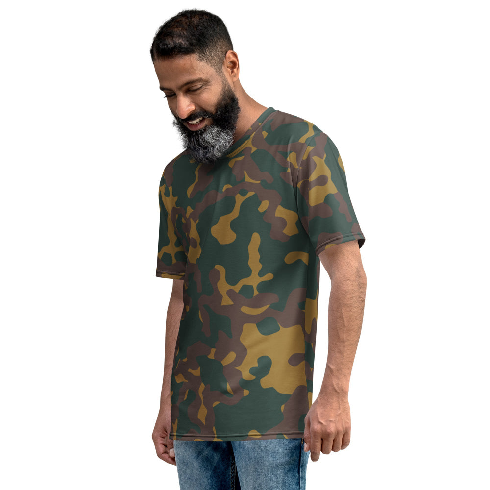 Moldovan TTsKO CAMO Men’s t-shirt - Mens T-Shirt