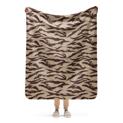 Moroccan Lizard Desert CAMO Sherpa blanket - 50″×60″ - Blankets