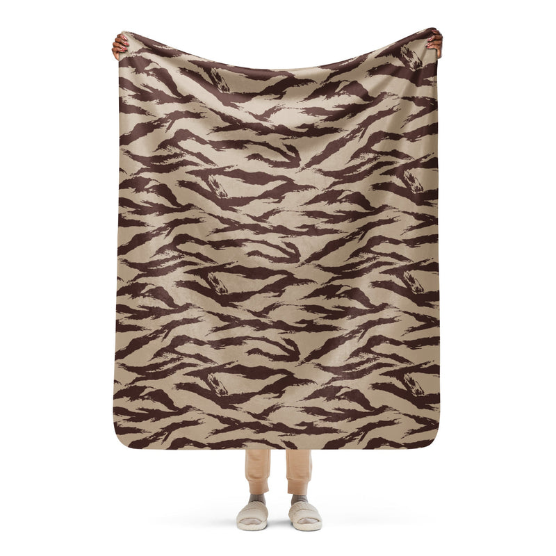 Lizard Moroccan Desert CAMO Sherpa Blanket - 50″×60″
