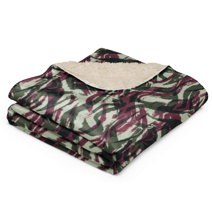 Moroccan Lizard CAMO Sherpa blanket - Blanket