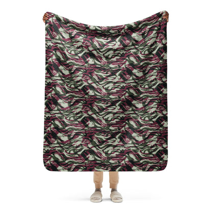 Moroccan Lizard CAMO Sherpa blanket - 50″×60″ - Blanket