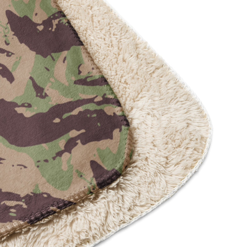 Lizard Mozambique CAMO Sherpa Blanket