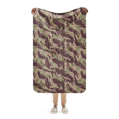 Mozambique Lizard CAMO Sherpa Blanket - 37″×57″