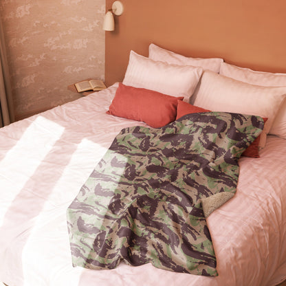 Mozambique Lizard CAMO Sherpa Blanket