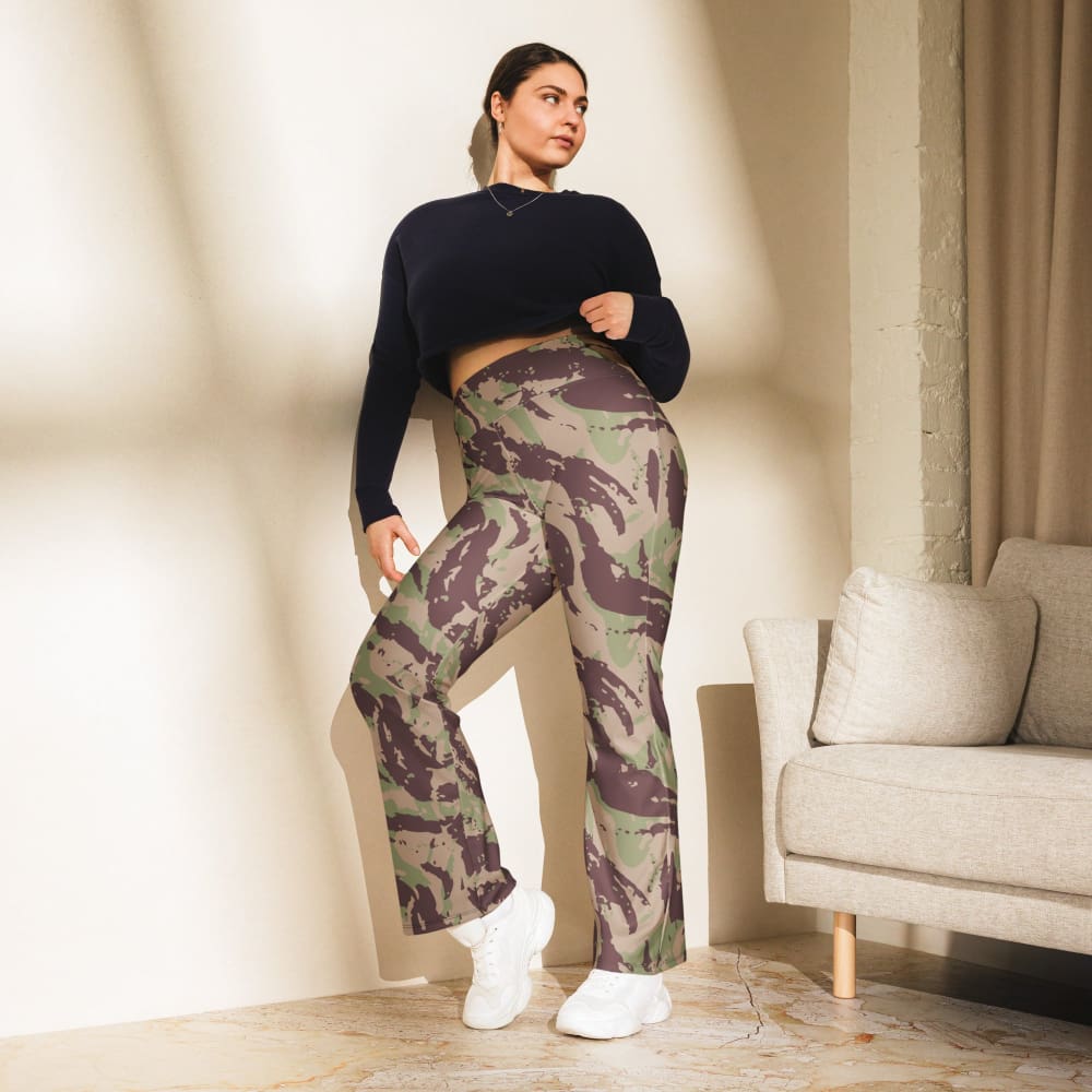 Mozambique Vertical Lizard CAMO Flare leggings - Womens Leggings