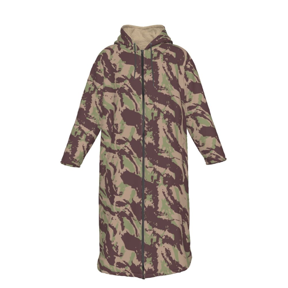 Mozambique Vertical Lizard CAMO Men’s Sherpa Zip Up Long Coat - S / White - Mens