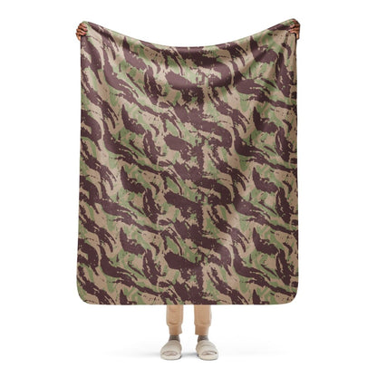 Mozambique Vertical Lizard CAMO Sherpa blanket - 50″×60″ - Blanket