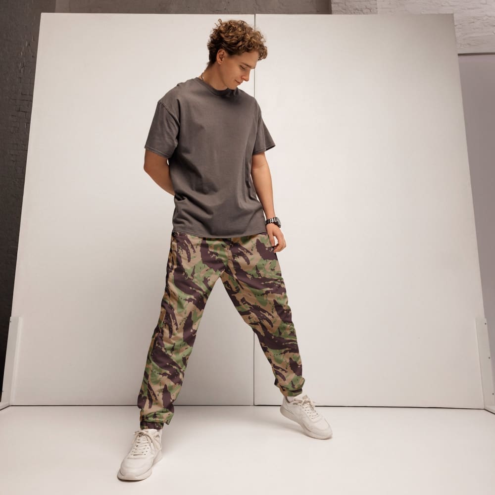 Mozambique Vertical Lizard CAMO Unisex track pants - Track Pants