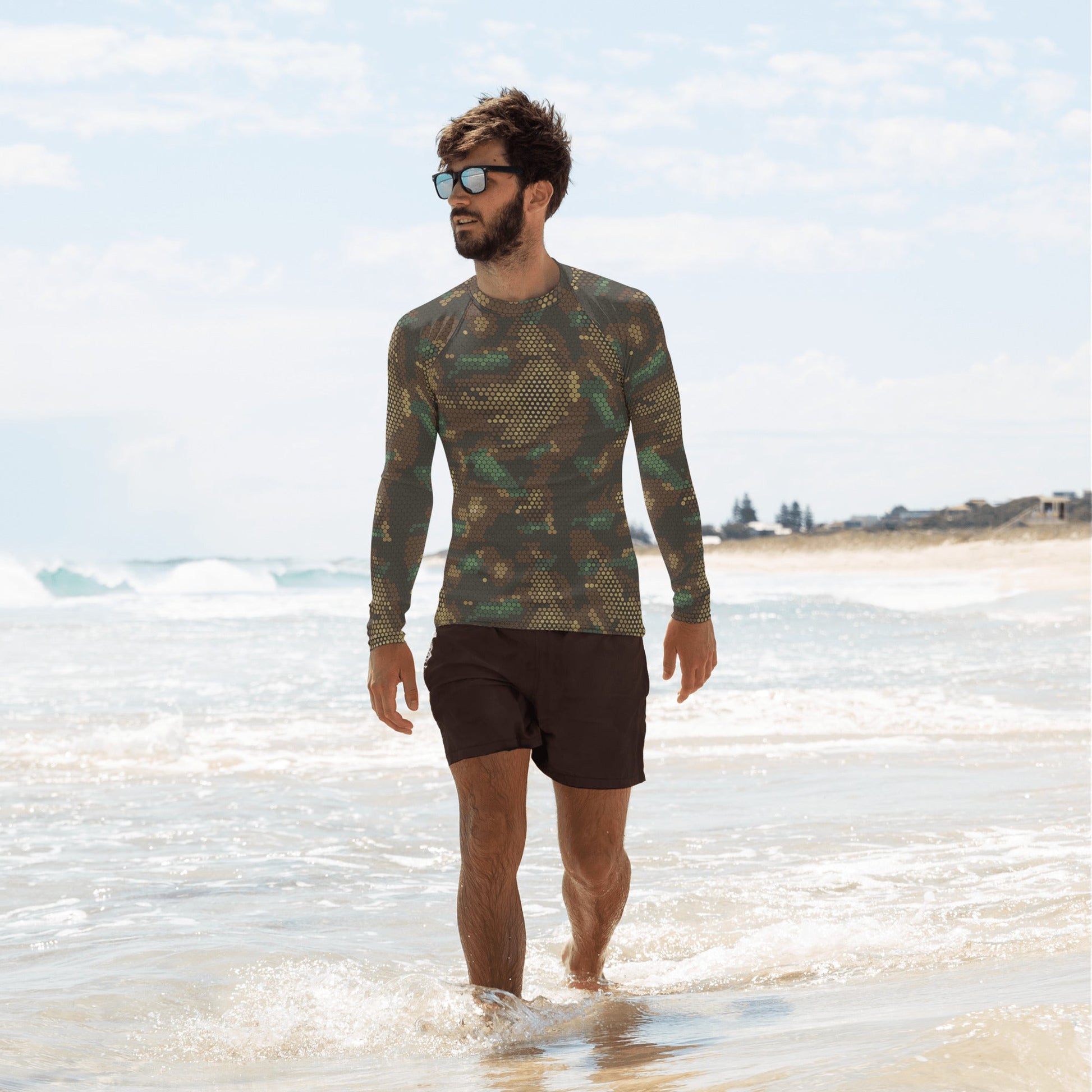 Multi-terrain Dot CAMO Mens Long-sleeve Rash Guard - XS - Guards