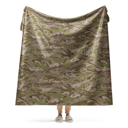 Multi-terrain Tiger Stripe Arid CAMO Sherpa blanket - 60″×80″ - Blanket