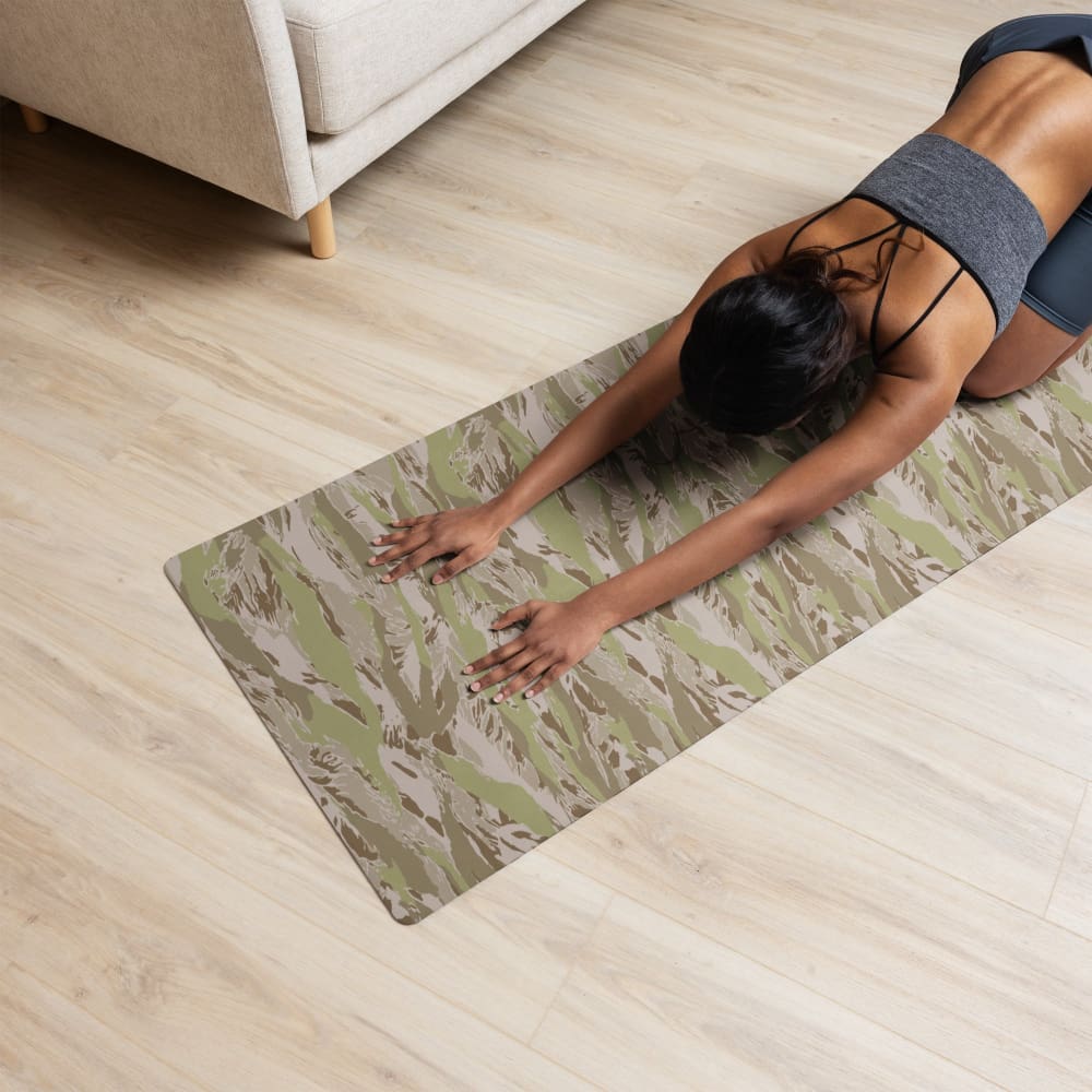 Multi-terrain Tiger Stripe Arid CAMO Yoga mat