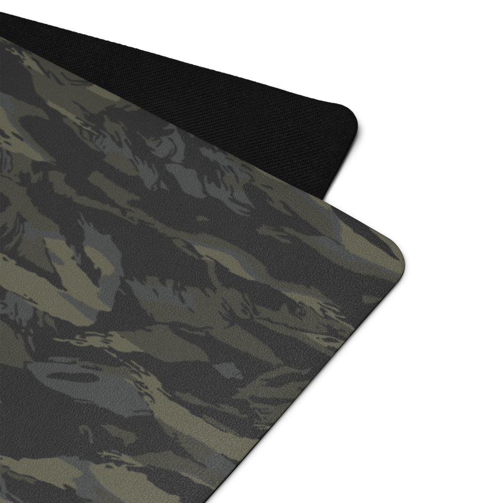 Multi-terrain Tiger Stripe Black CAMO Yoga mat - Mat