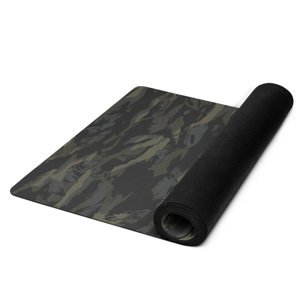 Multi-terrain Tiger Stripe Black CAMO Yoga mat - Mat