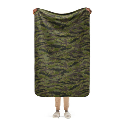 Multi-terrain Tiger Stripe Tropical CAMO Sherpa blanket - 37″×57″ - Blanket