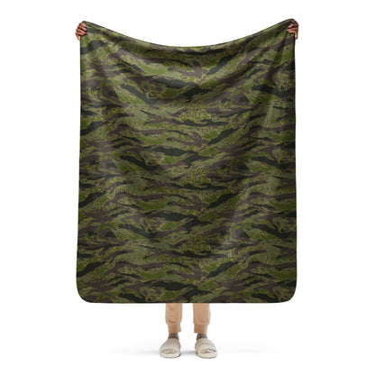 Multi-terrain Tiger Stripe Tropical CAMO Sherpa blanket - 50″×60″ - Blanket