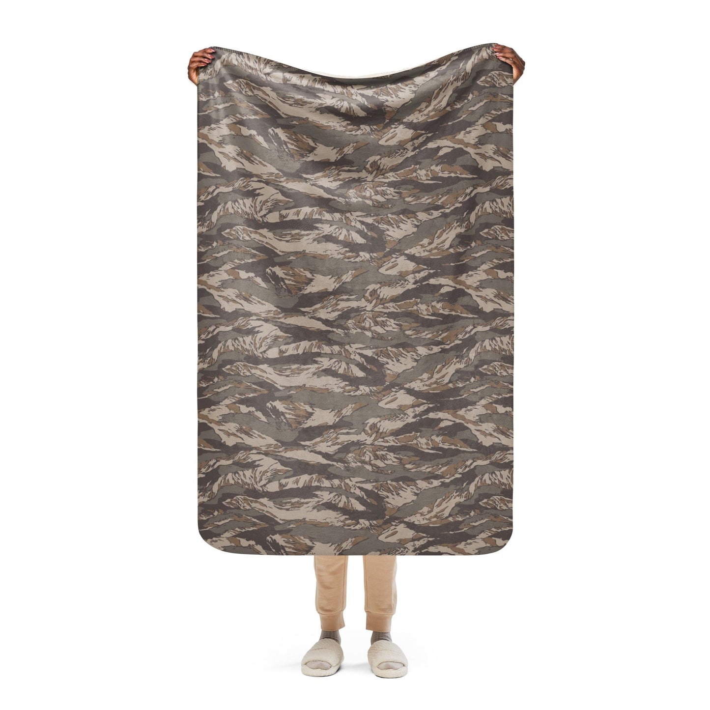 Multi-terrain Tiger Stripe Urban Rubble CAMO Sherpa blanket - 37″×57″ - Blanket