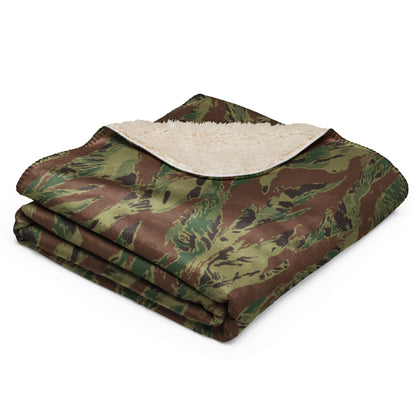 Multi-terrain Tiger Stripe Viper CAMO Sherpa blanket - Blanket