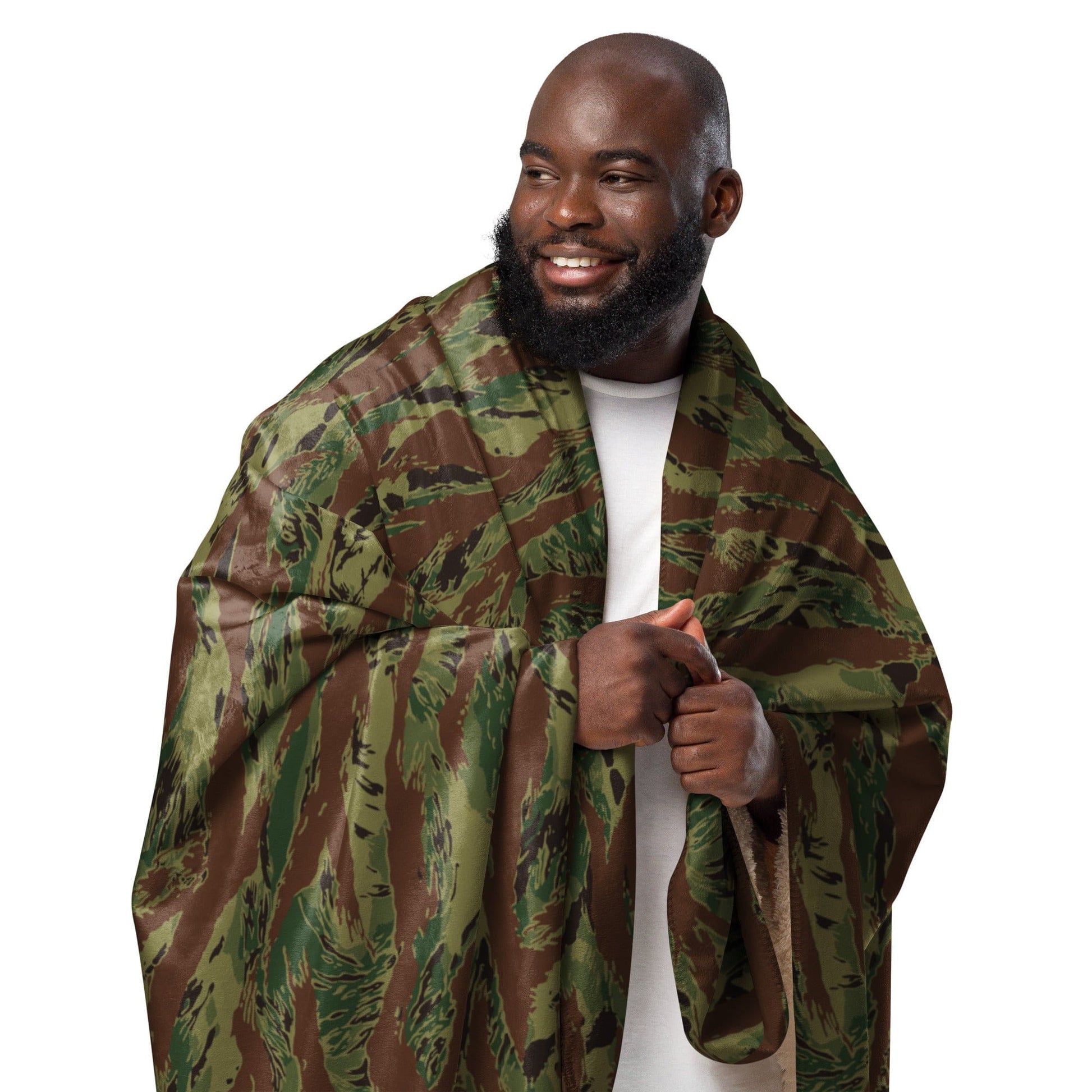 Multi-terrain Tiger Stripe Viper CAMO Sherpa blanket