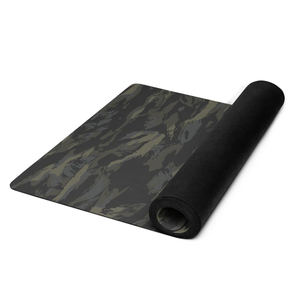 Multi CAMO Tiger Stripe Black Yoga mat