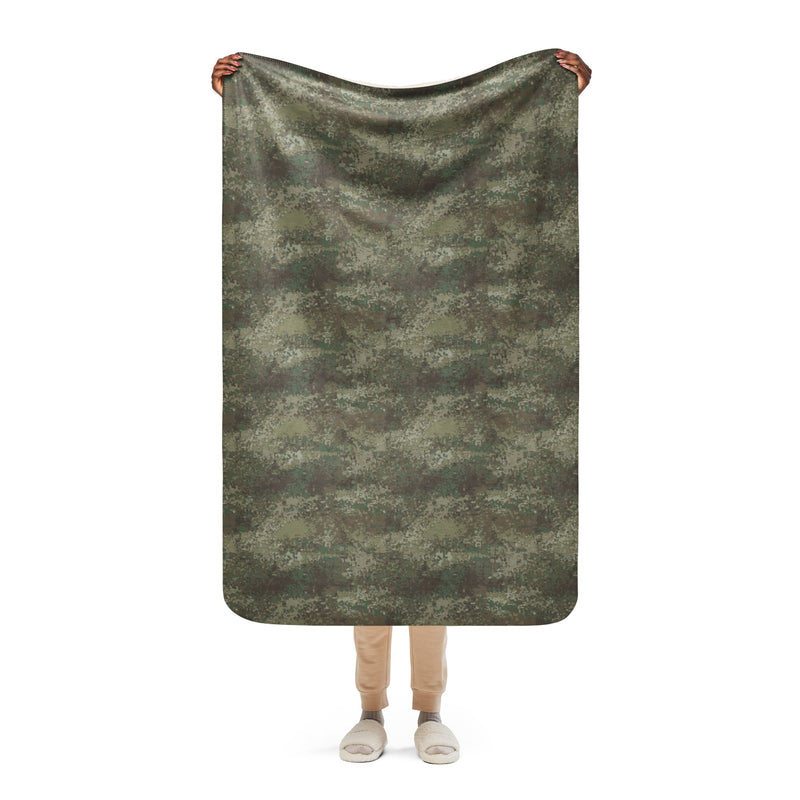 Multi-Terrain New Zealand CAMO Sherpa Blanket - 37″×57″