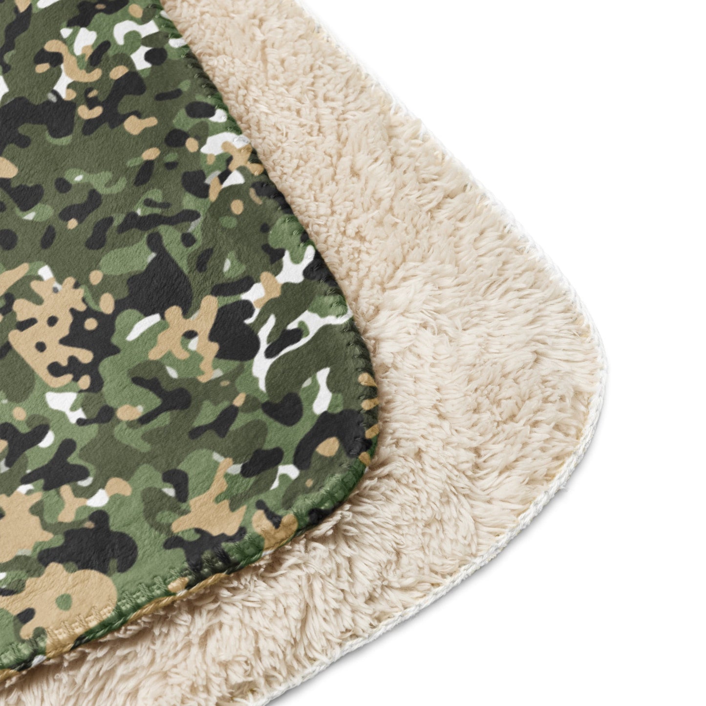 Nordic Combat Uniform CAMO Sherpa blanket - Blankets