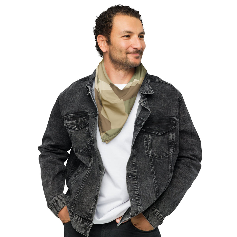 Nordic Leaf Pile Desert CAMO Bandana - Head