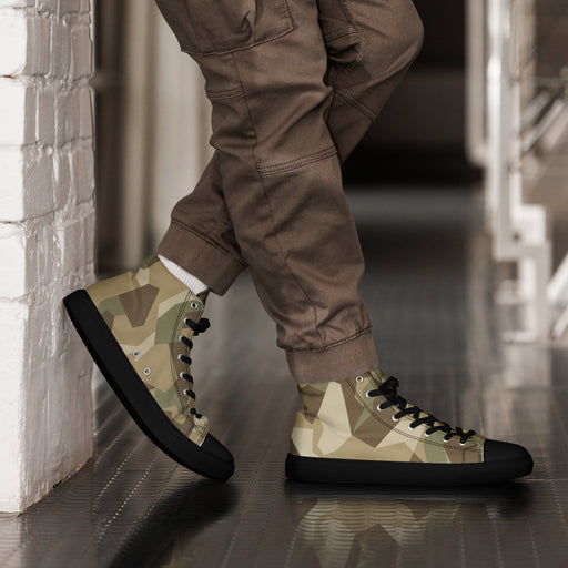 Nordic Leaf Pile Desert CAMO Mens High-Top Canvas Shoes - Black / 5