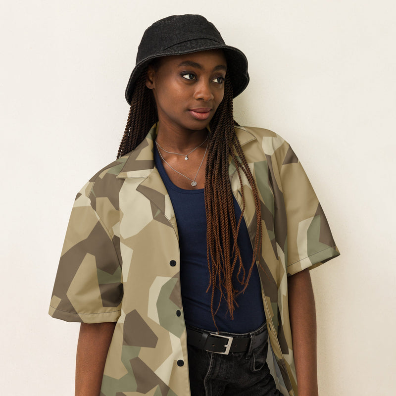 Nordic Leaf Pile Desert CAMO Unisex Short-Sleeve Button Shirt - Button-Up