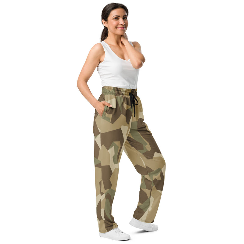 Nordic Leaf Pile Desert CAMO Unisex Wide-Leg Joggers