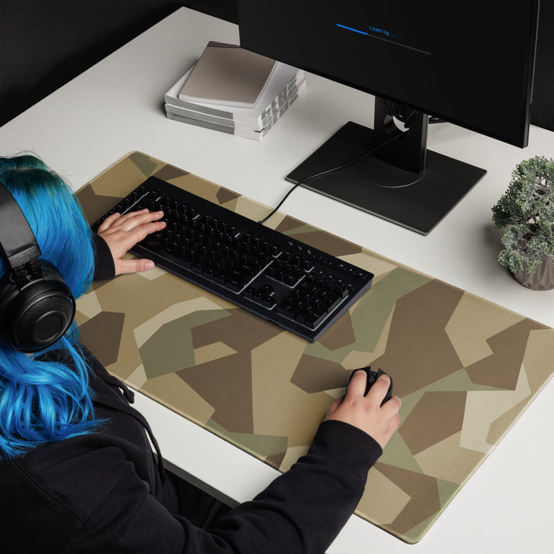 Nordic Leaf Pile Desert CAMO Universal Large Desk Pad