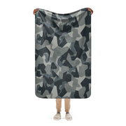Nordic Leaf Pile Urban CAMO Sherpa Blanket - 37″×57″